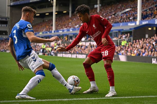 中国队以 中国队以