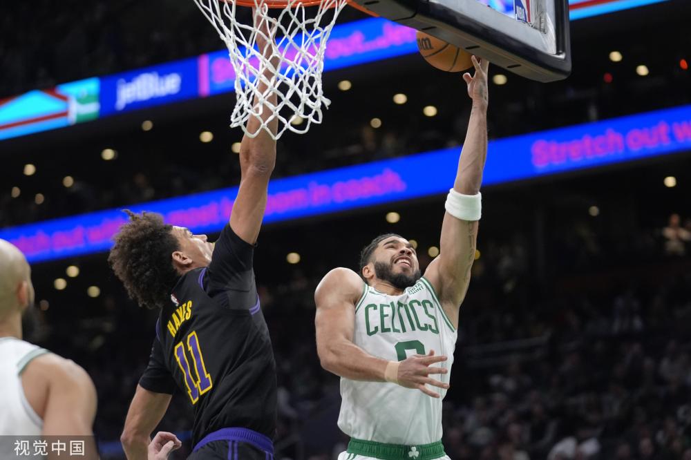 更拉近了团 更拉近了团