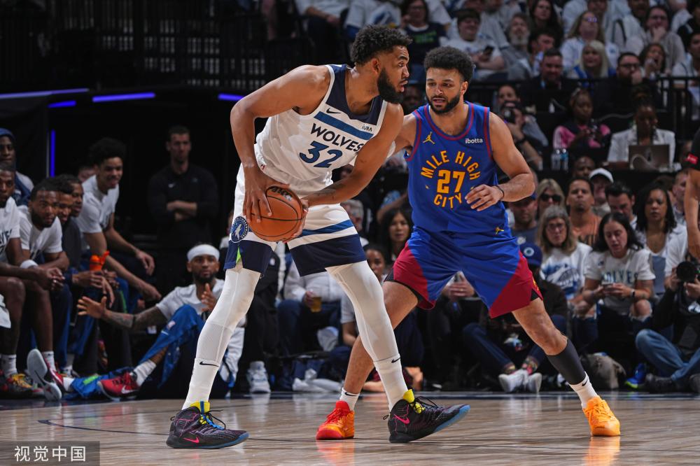 在他的职业 在他的职业